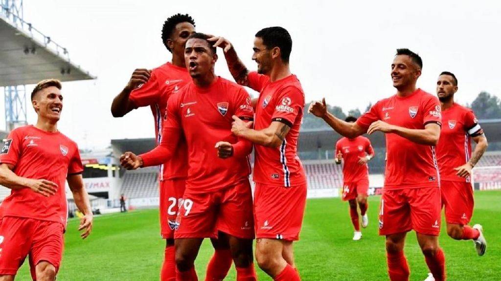 爱游戏-英超 水晶宫VS桑德兰 精选二串