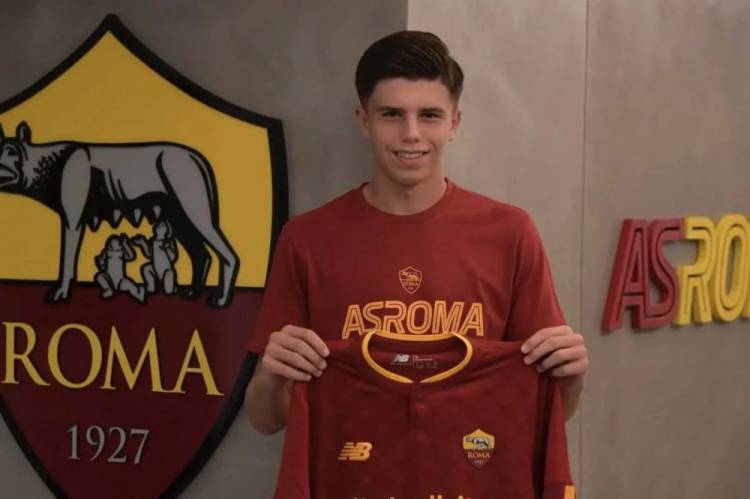 爱游戏体育平台-迪马济奥：都灵再次追求罗马中场罗马诺，罗马想要加入回购条款