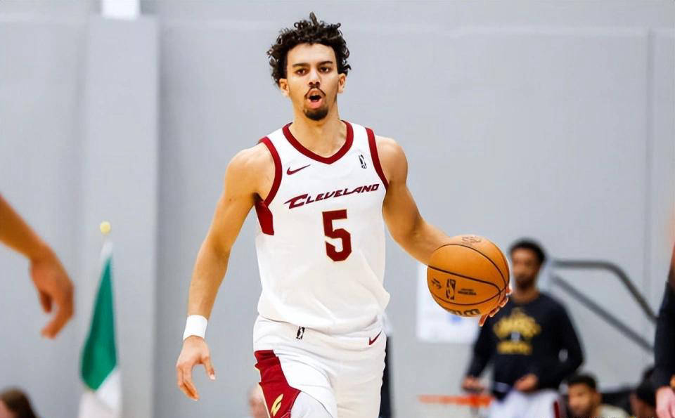 爱游戏体育首页-伯纳德加盟明尼苏达森林狼，夏联表现蒙羞